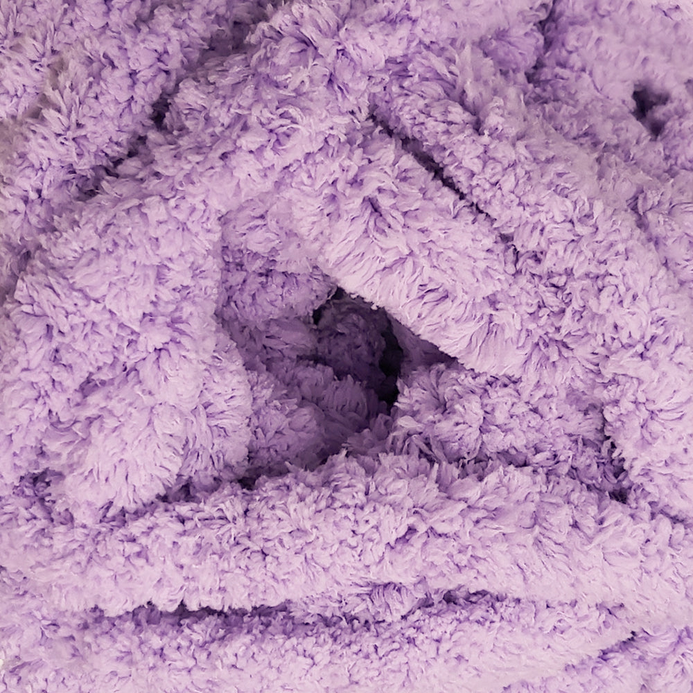 James C Brett Big'Un' Super Mega Chunky-Lilac Petals BU08