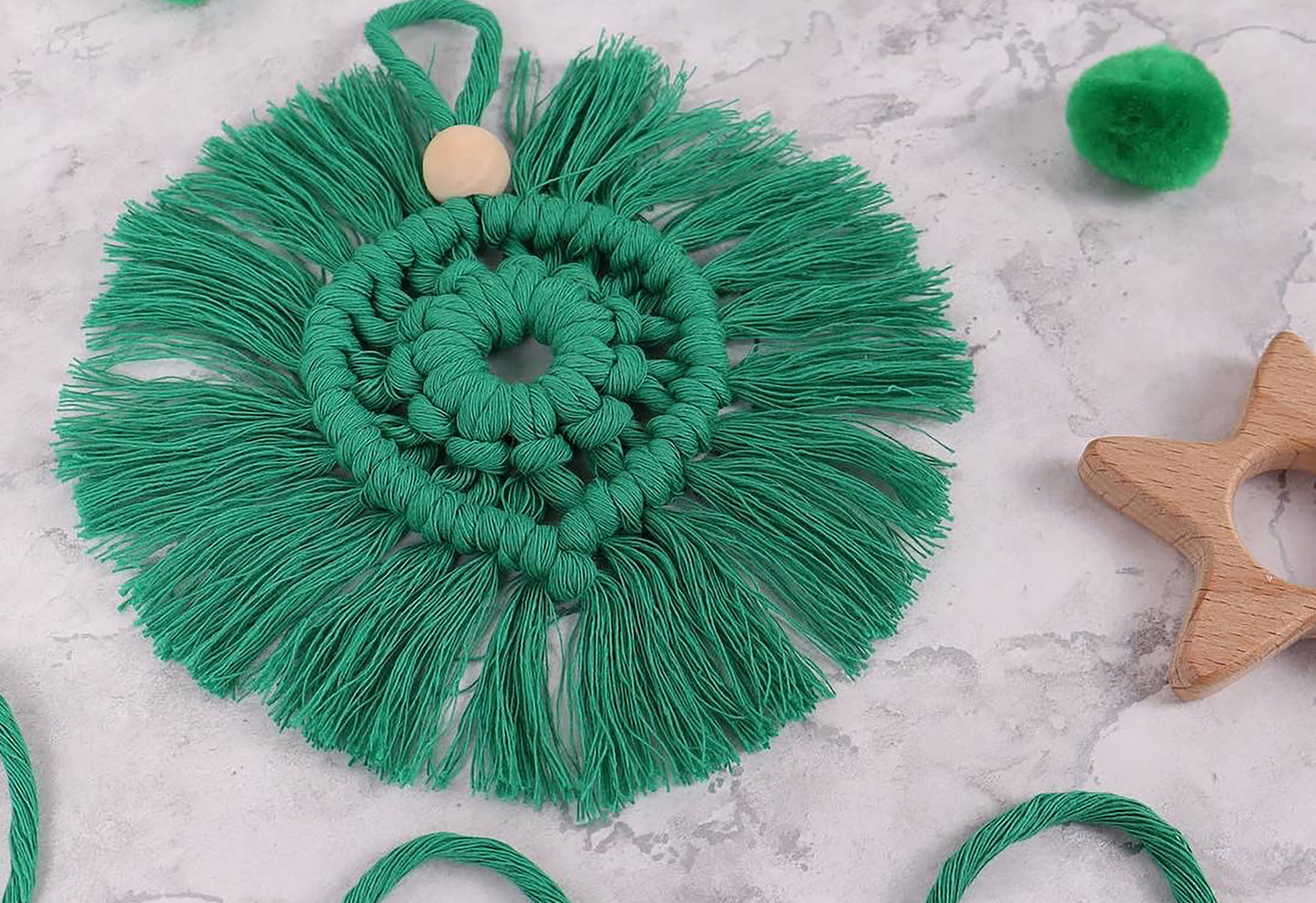 Macramé Kit: Decoration: Wreath Green
