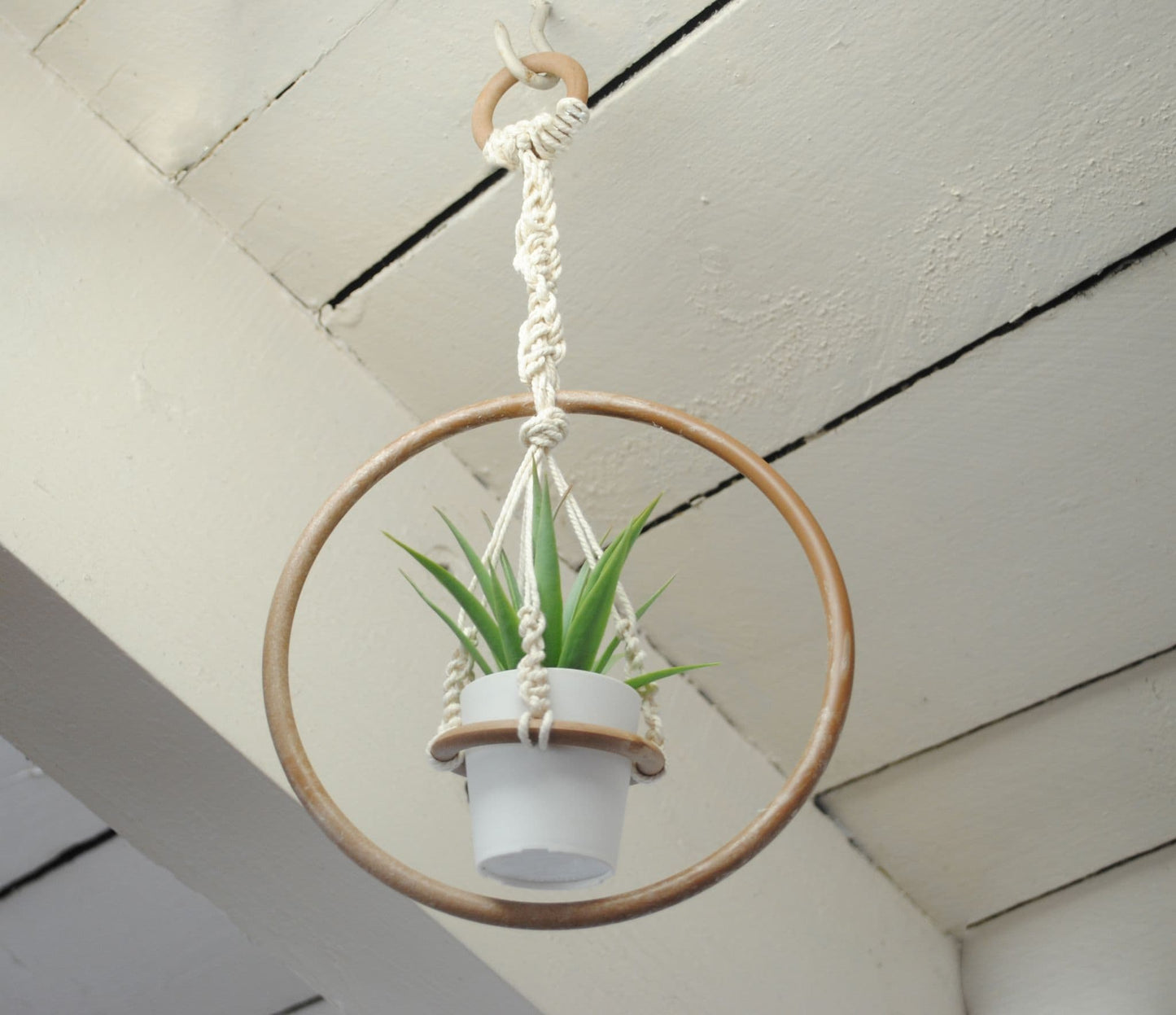 Macrame Ring - Brown - 35cm