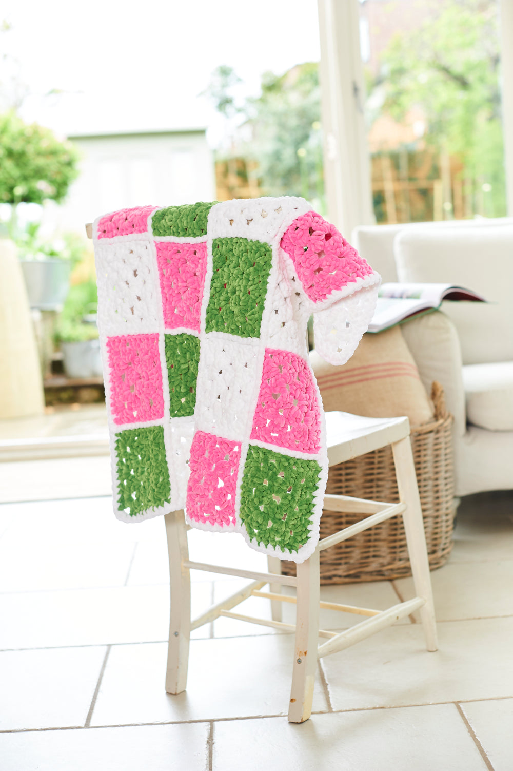 Stylecraft Crochet Pattern 10249 Motif Blankets