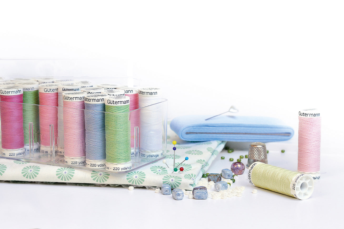 Gutermann 27 Spool Thread Holder