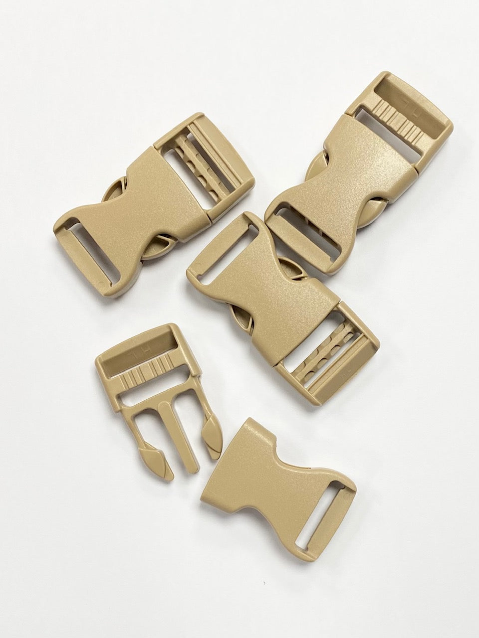 Buckle Bag Clip Beige Plastic 25mm