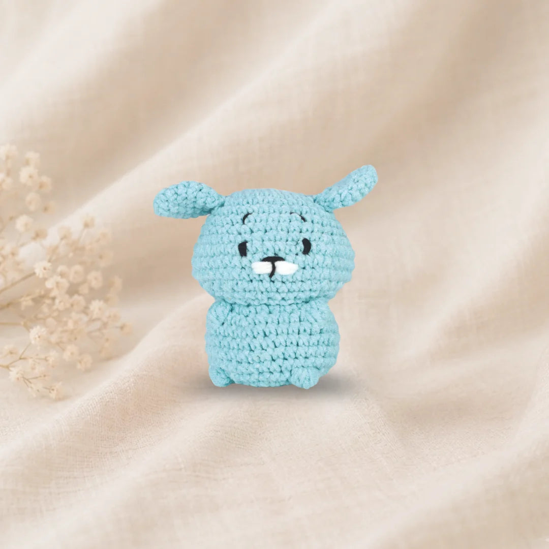 The Knitty Critters Pee-Wee Pup Pouch Pals
