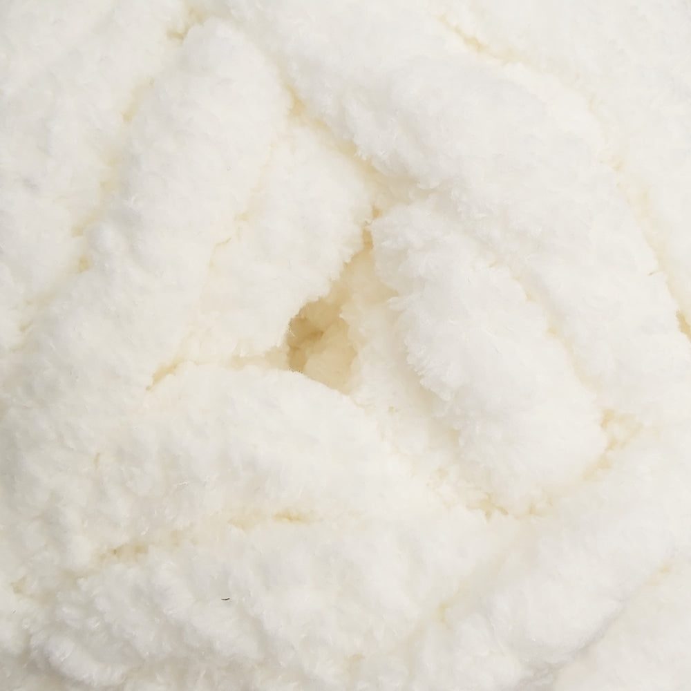 James C Brett Big'Un' Super Mega Chunky- Ice Cream BU02