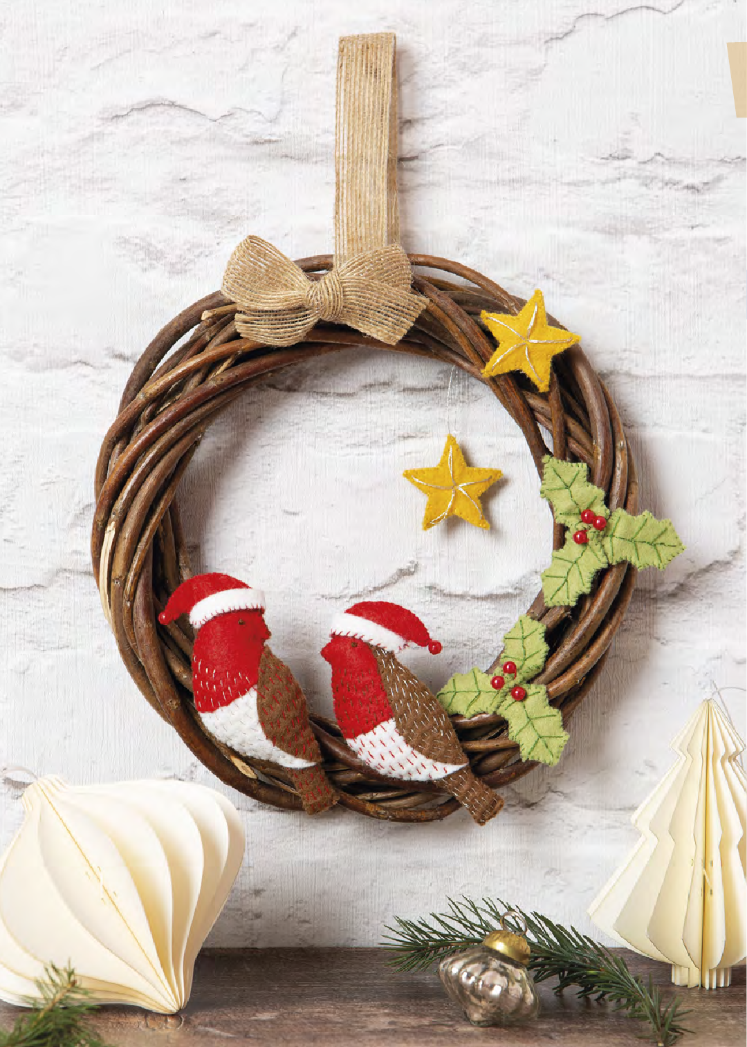 20 To Make Festive Felt Decorations