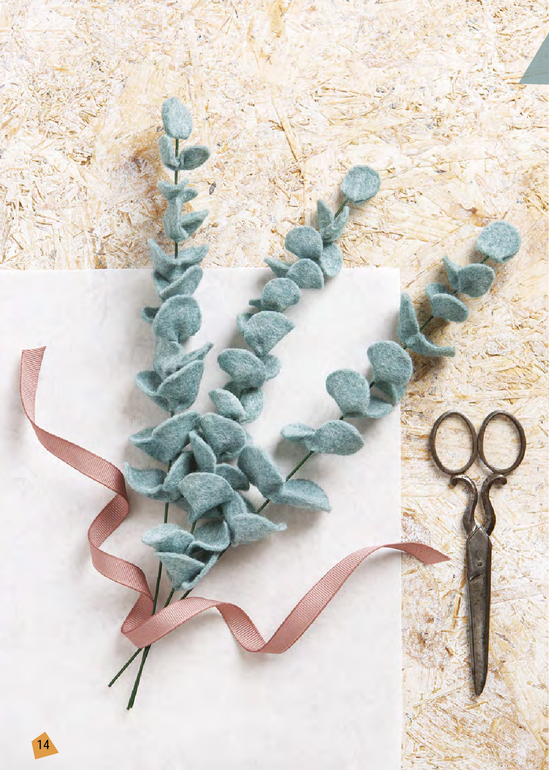 20 To Make Felt Flowers - Jo Lochhead